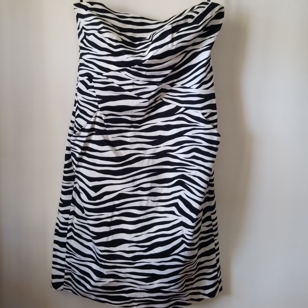 Michael Kors strapless dress - with pockets!
